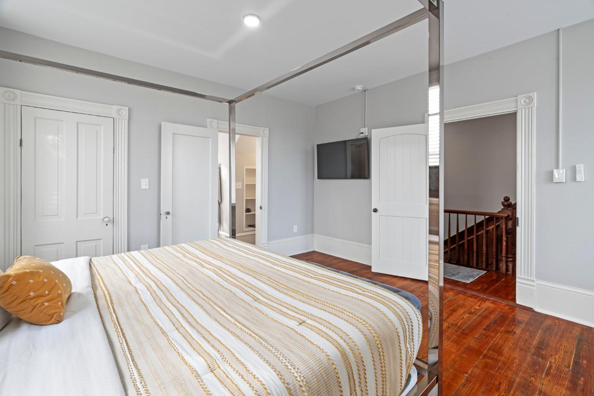 Historic Galveston Family Beach Home With 3 King Beds Kültér fotó