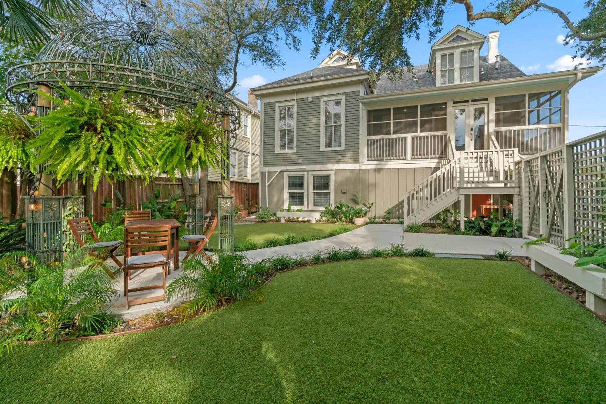 Historic Galveston Family Beach Home With 3 King Beds Kültér fotó
