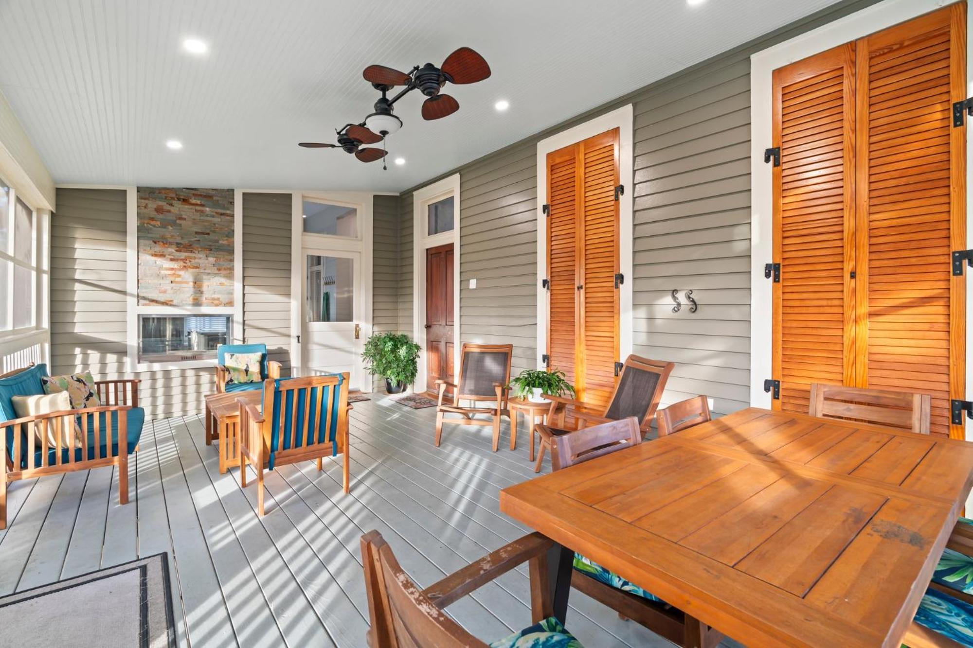 Historic Galveston Family Beach Home With 3 King Beds Kültér fotó